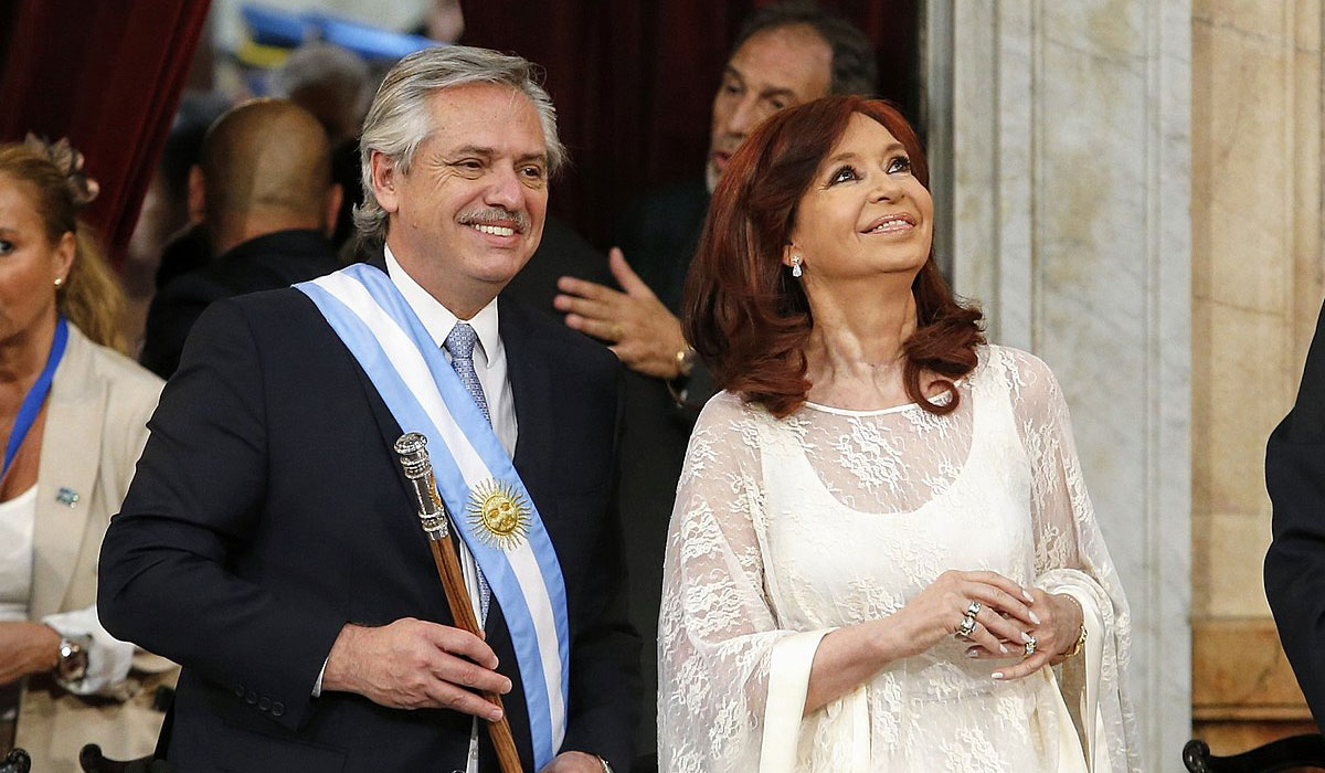 Un hombre atentó contra la vida de la actual vicepresidenta argentina.