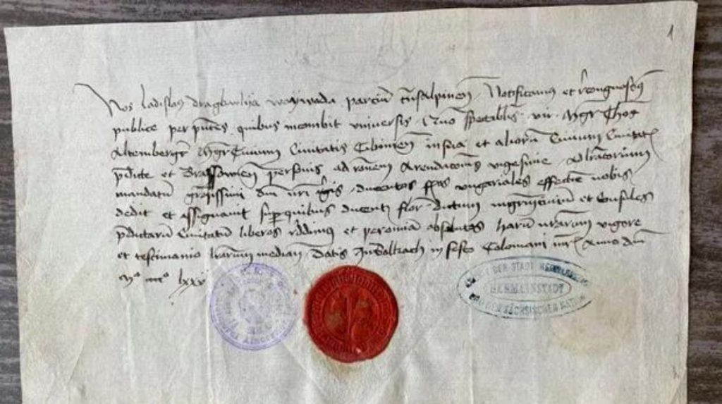 La cartas fue escrita el 4 de agosto de 1475.