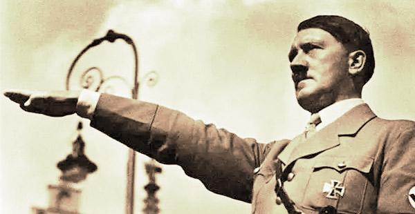 Nace Adolf Hitler-0