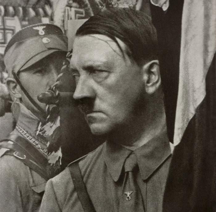 Hallazgo histórico: Adolf Hitler tuvo un hermano discapacitado-0