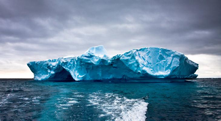Un trozo de hielo del tamaño de Londres se desprendió de la Antártida-0