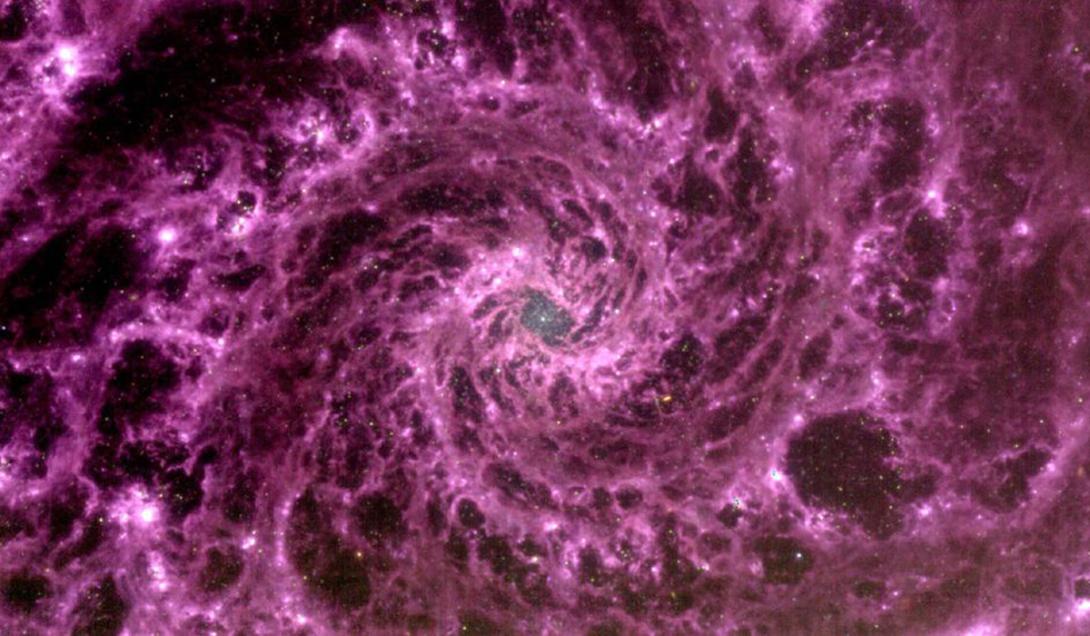 La NASA publicó imágenes de la desconocida "galaxia fantasma"-0