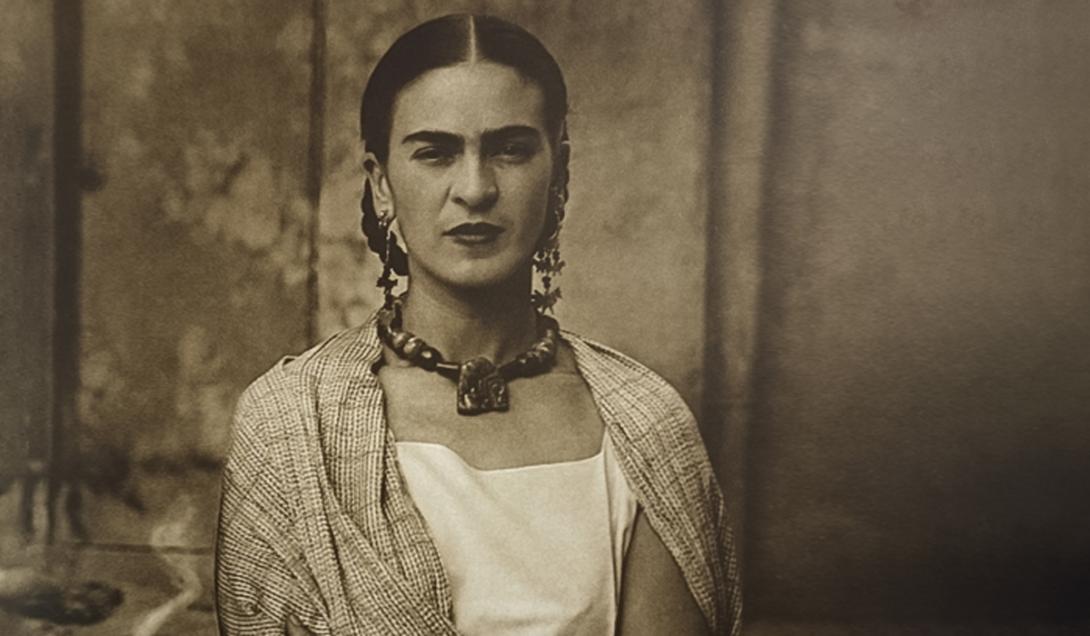 Un millonario mexicano quema un dibujo de Frida Kahlo para venderlo como NFT-0